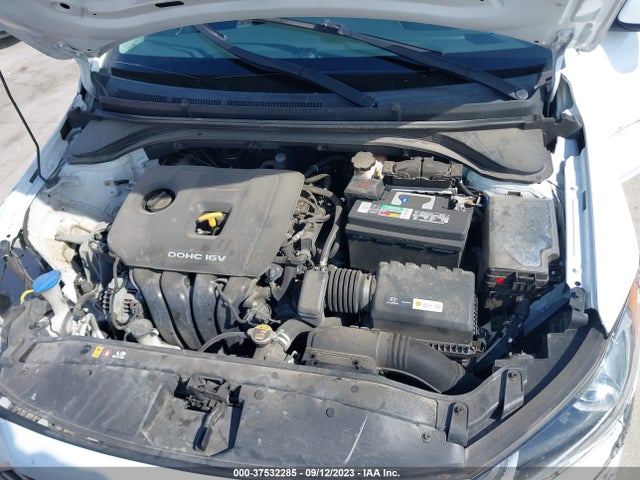 2018 HYUNDAI ELANTRA SE VIN: 5NPD74LF1JH400691