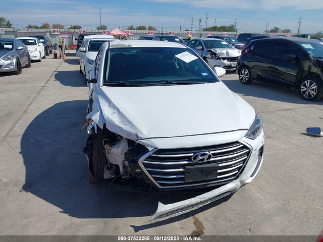 2018 HYUNDAI ELANTRA SE VIN: 5NPD74LF1JH400691