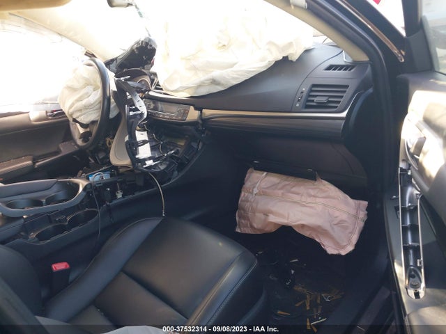 JTHKD5BH3F2220922 Lexus Ct 200h Hybrid