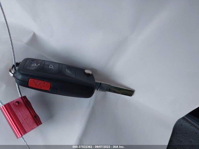 1VWAT7A35EC051445 Volkswagen Passat Wolfsburg Ed