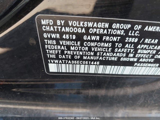 1VWAT7A35EC051445 Volkswagen Passat Wolfsburg Ed