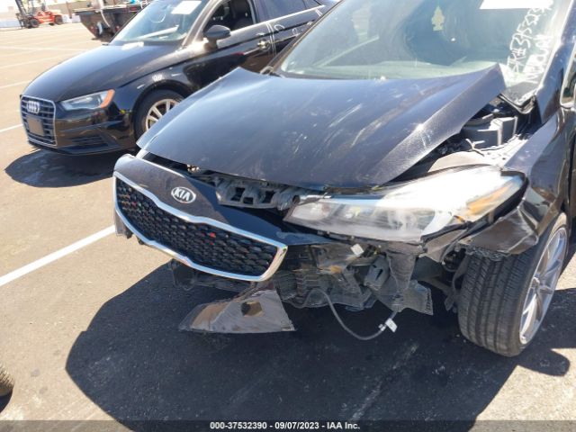 3KPFK4A79HE047957 KIA FORTE LX