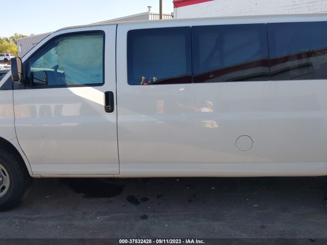 Chevrolet Express Passenger Lt 2014 1GAZG1FG8E1206254 Image 13
