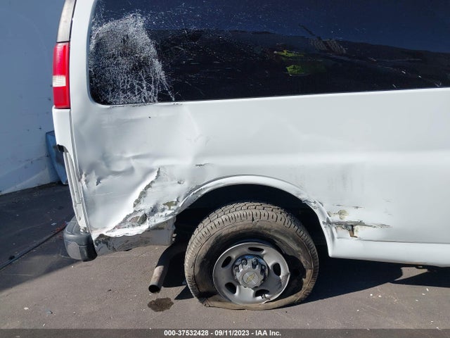 Chevrolet Express Passenger Lt 2014 1GAZG1FG8E1206254 Image 6