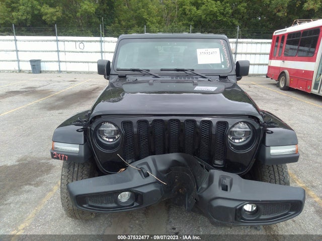 1C4HJXEG8MW613288 Jeep Wrangler Unlimited Sahara Altitude
