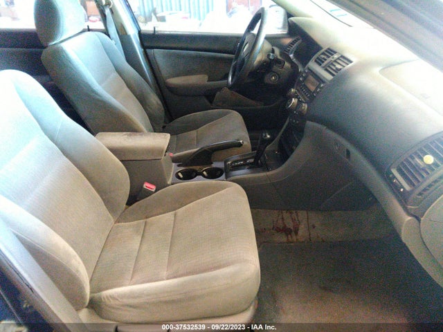 2005 HONDA ACCORD SDN LX VIN: 3HGCM56445G708992