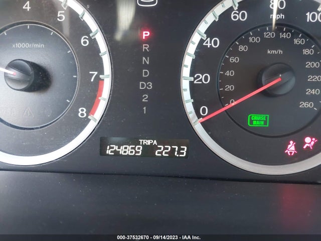 2009 HONDA ACCORD SDN EX-L VIN: 1HGCP26879A093920