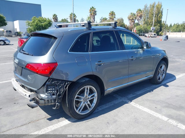 WA1LFAFP8FA051586 Audi Q5 2.0t Premium