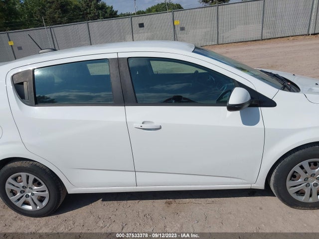 Chevrolet SONIC LT 2019 1G1JG6SB0K4140815 Image 13