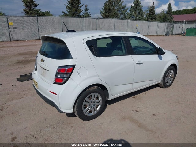Chevrolet SONIC LT 2019 1G1JG6SB0K4140815 Image 4