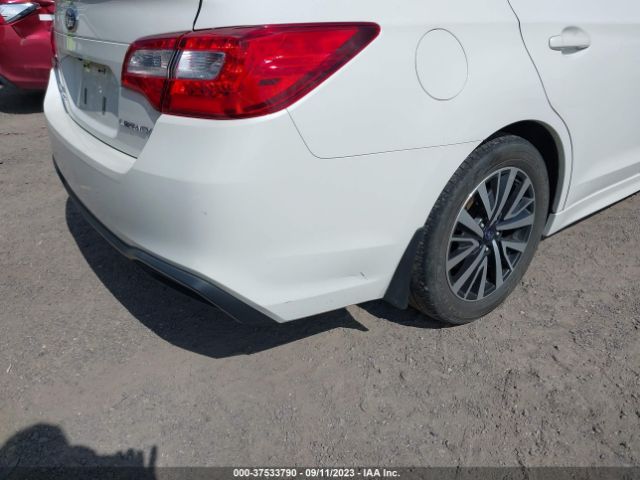 4S3BNAF61K3026071 Subaru Legacy Premium