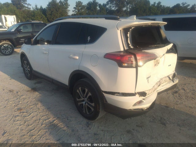 2017 TOYOTA RAV4 JTMZFREV0HJ112799 Photo 2
