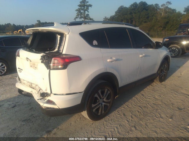 2017 TOYOTA RAV4 JTMZFREV0HJ112799 Photo 3