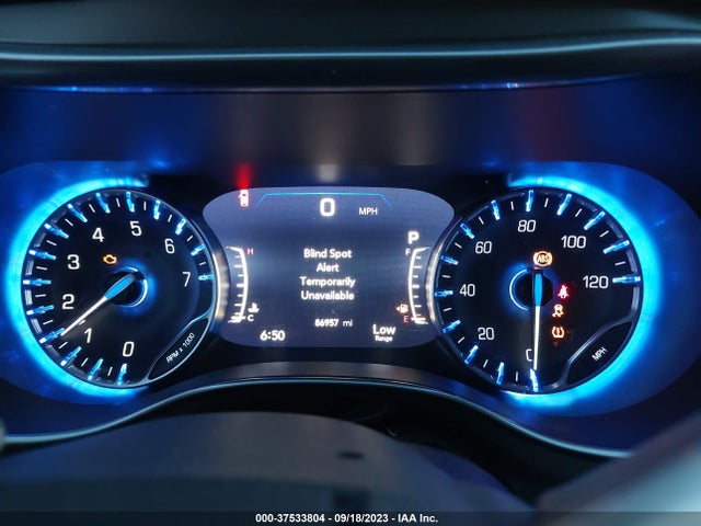 2C4RC1GG2JR320550 Chrysler Pacifica Limited