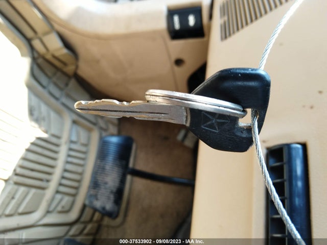 1991 JEEP CHEROKEE BRIARWOOD VIN: 1J4FN78S7ML626587