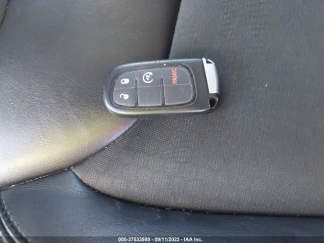 1C4PJLLB7KD411241 Jeep Cherokee Altitude