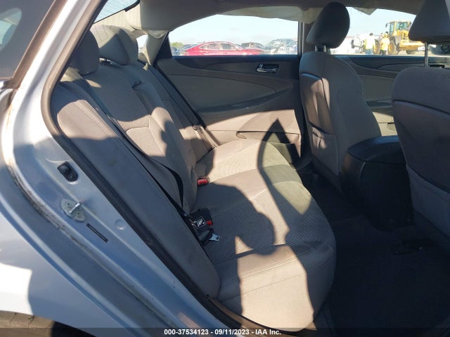 2013 HYUNDAI SONATA GLS VIN: 5NPEB4AC7DH756403
