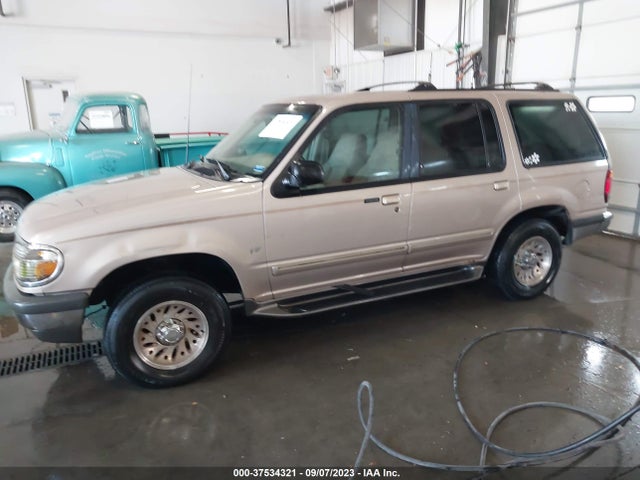 1998 FORD EXPLORER XLT/EDDIE BAUER/LIMITED VIN: 1FMZU35P8WUB31385