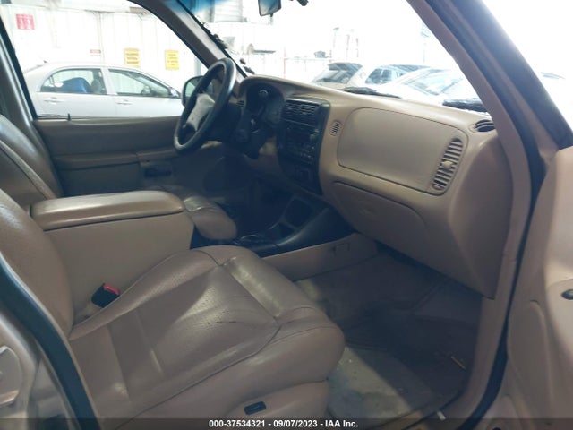1998 FORD EXPLORER XLT/EDDIE BAUER/LIMITED VIN: 1FMZU35P8WUB31385