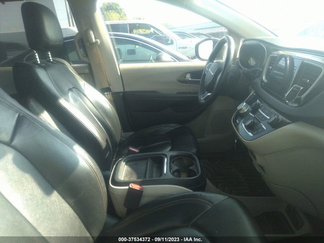 2C4RC1BGXHR753146 Chrysler Pacifica Touring-l