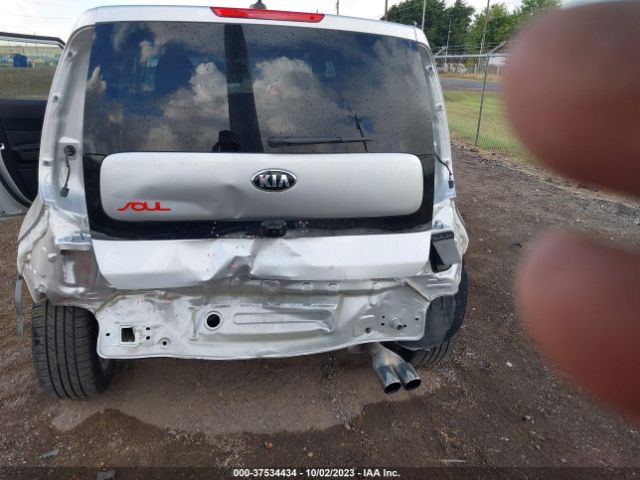 KNDJX3AA3J7576179 KIA Soul !