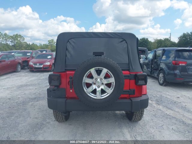 1C4BJWEG1FL537921 Jeep Wrangler Unlimited Sahara