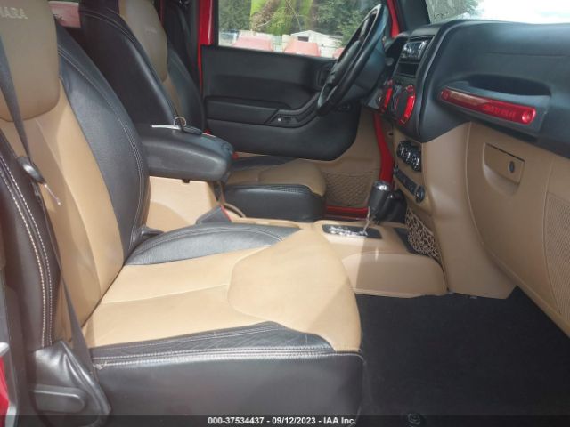 1C4BJWEG1FL537921 Jeep Wrangler Unlimited Sahara