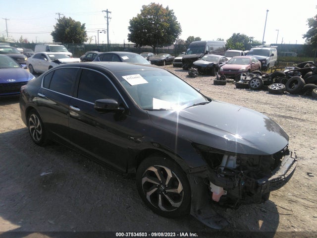 2017 1HGCR2F74HA299132 main image