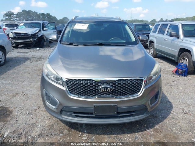 2016 KIA SORENTO LX VIN: 5XYPGDA59GG131539