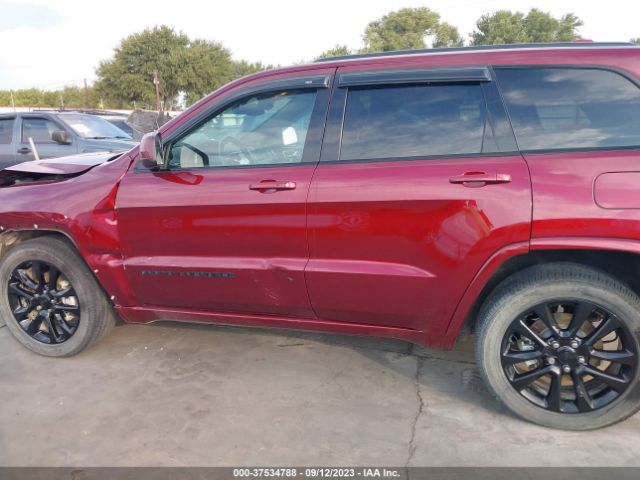 1C4RJEAG8LC392080 Jeep Grand Cherokee Altitude