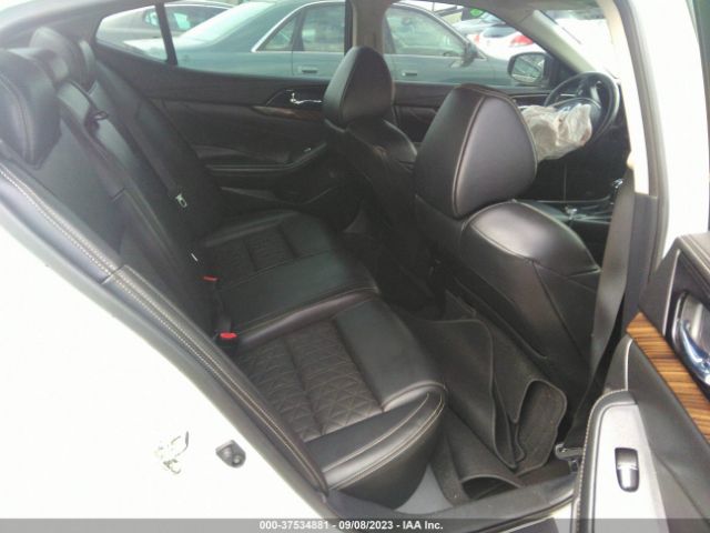 1N4AA6AP4HC454073 Nissan Maxima Platinum
