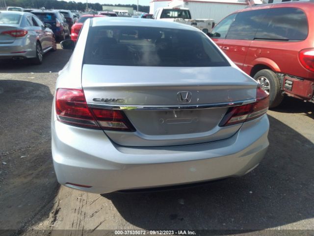 2HGFB2F73FH554160 Honda Civic Sedan Se