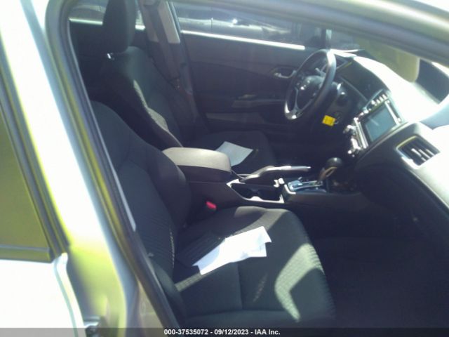2HGFB2F73FH554160 Honda Civic Sedan Se