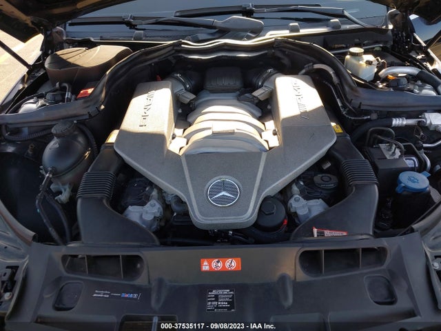 2011 MERCEDES-BENZ C-CLASS C 63 AMG VIN: WDDGF7HB7BF569543