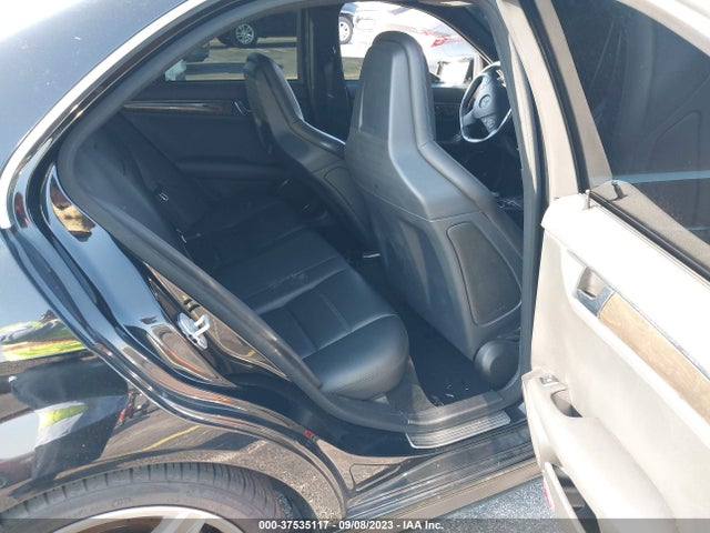2011 MERCEDES-BENZ C-CLASS C 63 AMG VIN: WDDGF7HB7BF569543
