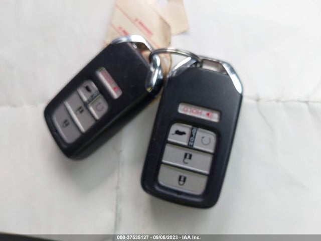 Honda Pilot Touring 2017 5FNYF5H97HB018915 Image 3