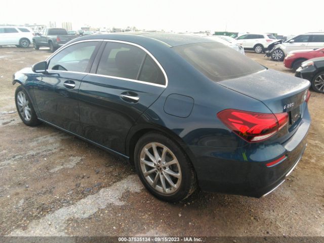 2020 MERCEDES-BENZ A 220 W1K3G4EB0LJ207969 Photo 2