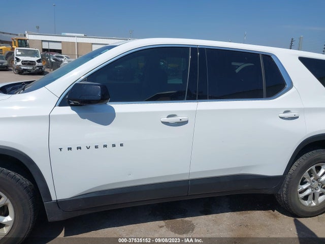 Chevrolet Traverse Ls 2019 1GNERFKW1KJ118773 Image 15