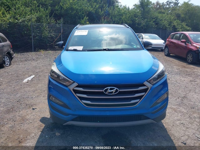 Hyundai Tucson Night 2017 KM8J3CA24HU461554 Image 4
