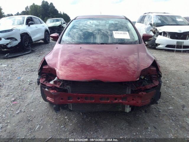 1FADP3F20EL121257 Ford FOCUS SE