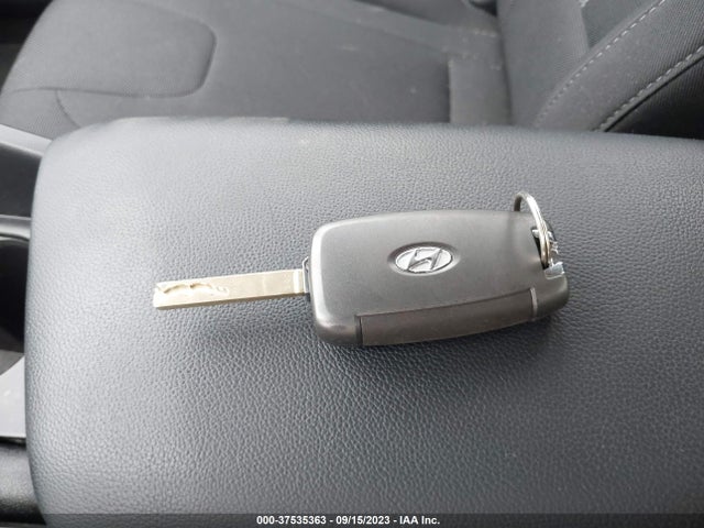 2021 HYUNDAI ELANTRA SE VIN: 5NPLL4AG4MH052294