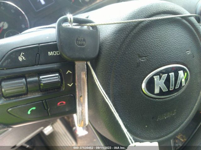 5XYPG4A54GG024835 KIA SORENTO LX