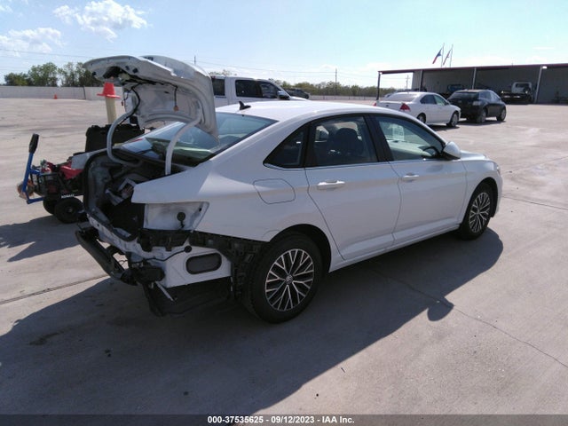 3VWN57BUXMM066412 Volkswagen Jetta S/r-line