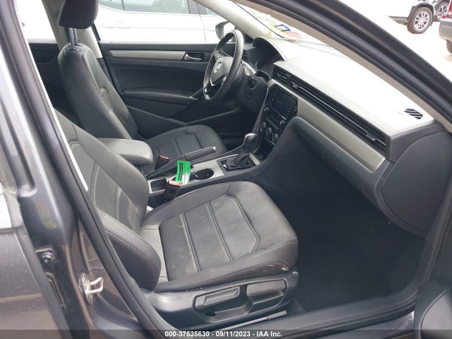 1VWSA7A33MC006898 Volkswagen Passat 2.0t Se