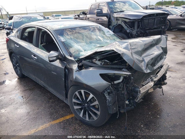 2018 1N4AL3AP9JC206335 main image