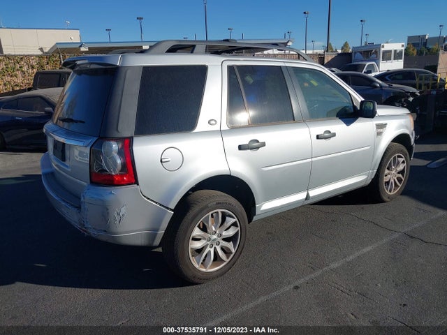 2011 LAND ROVER LR2 HSE VIN: SALFR2BN2BH257405