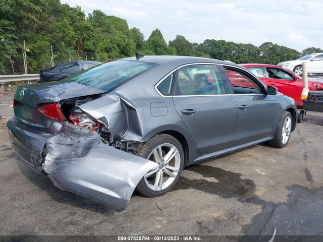 1VWBT7A31EC082289 Volkswagen Passat Se W/sunroof