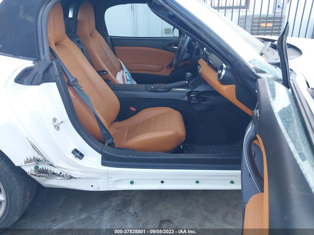 2020 FIAT 124 SPIDER JC1NFAEK9L0144328 Photo 4