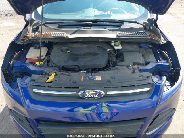 1FMCU0GX7FUA22613 Ford ESCAPE SE