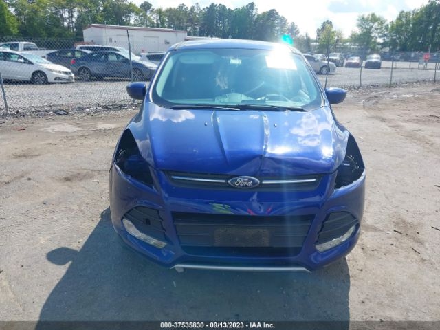 1FMCU0GX7FUA22613 Ford ESCAPE SE